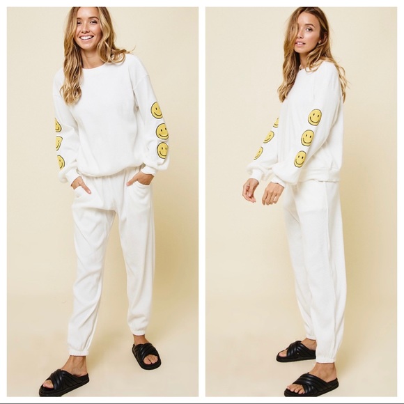ShopEvelynne Pants - #03 Soft and Comfy Smile Print on Sleeves Jogger and sweatshirt Set